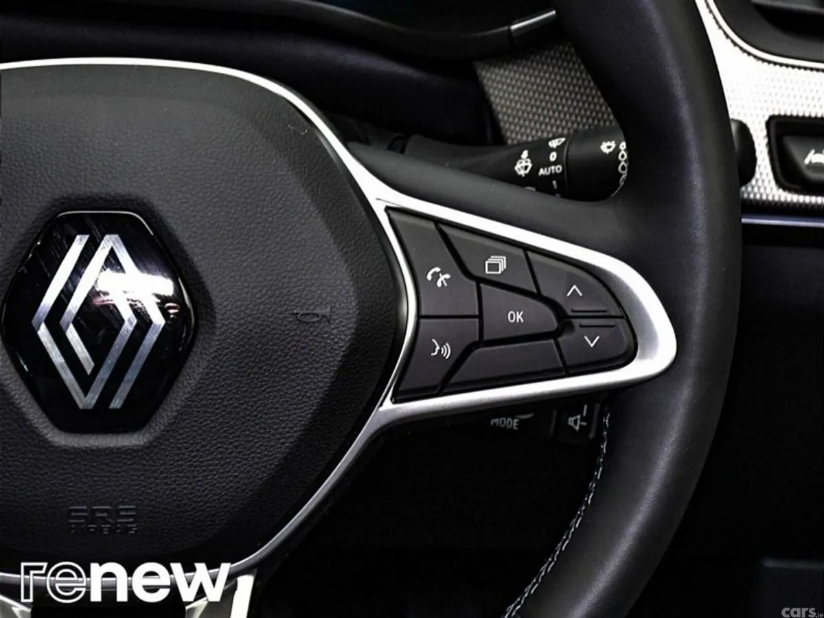 Renault Arkana Hatchback, Petrol, 2025, Black