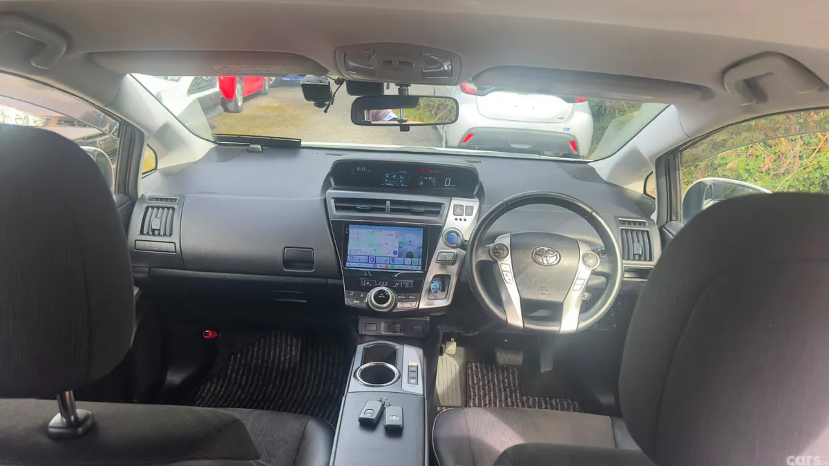 Toyota Prius Estate, Petrol Hybrid, 2016, White