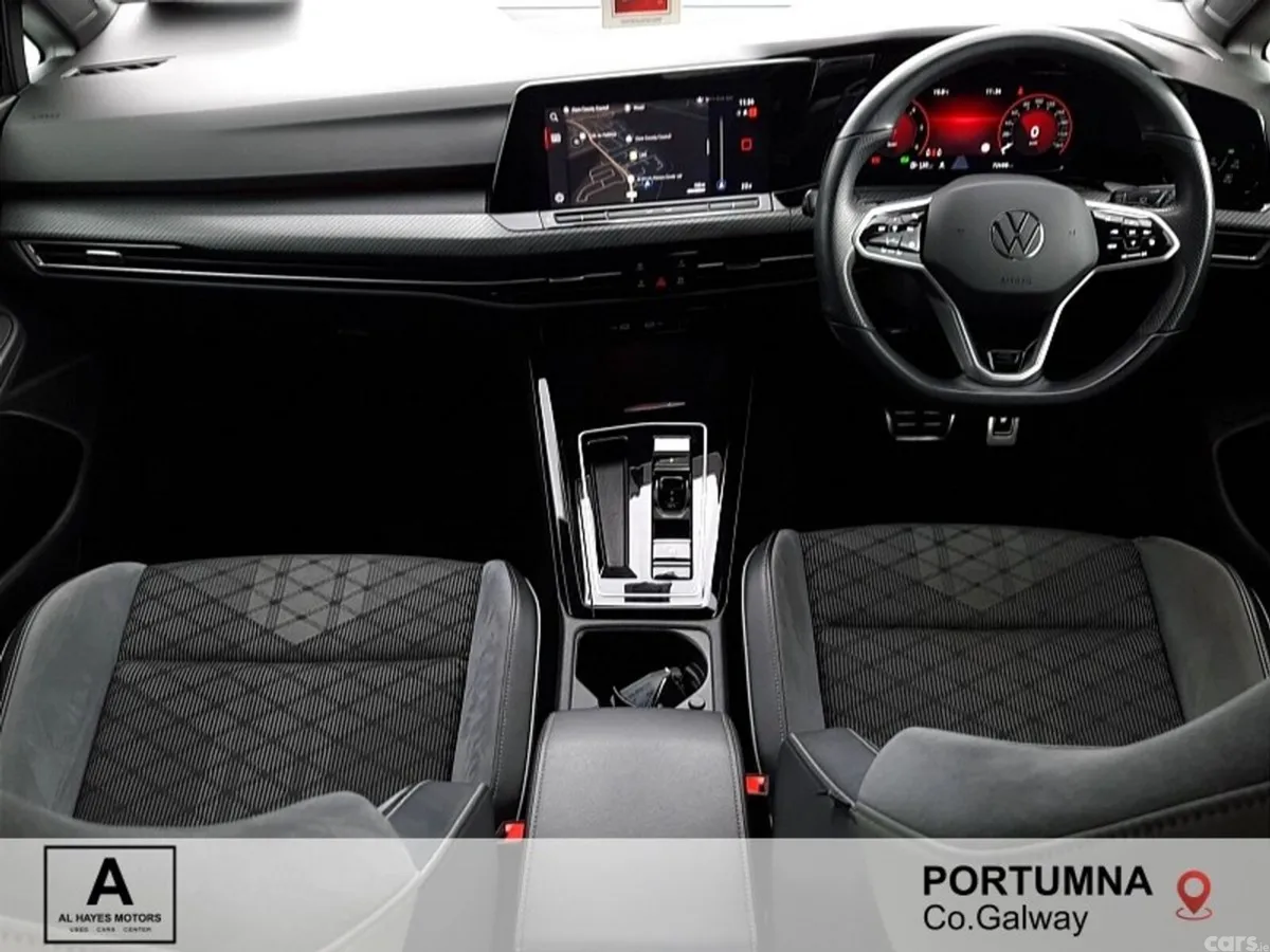 Volkswagen Golf Hatchback, Diesel, 2023, White