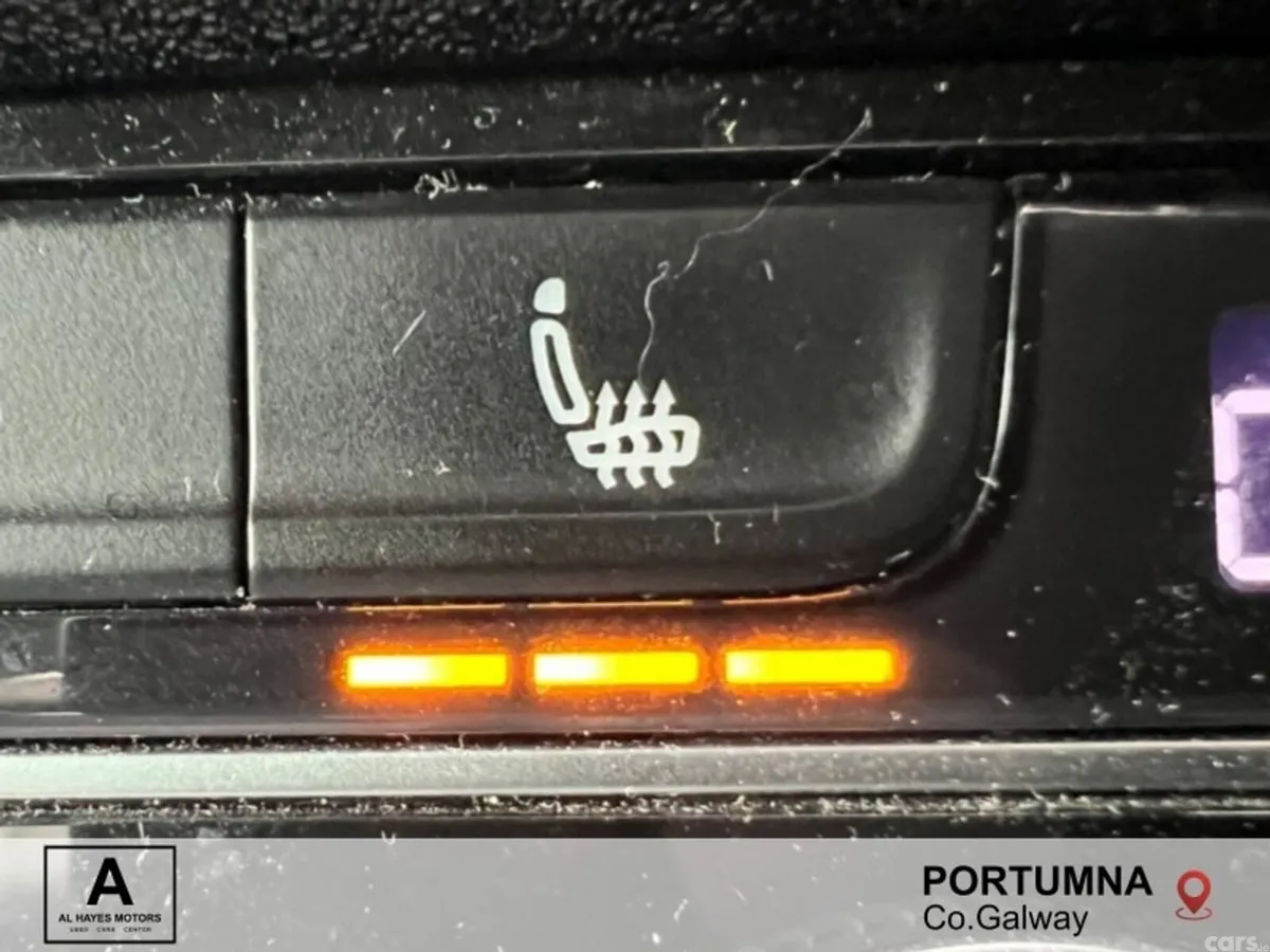 Volkswagen Passat Saloon, Diesel, 2020, Black