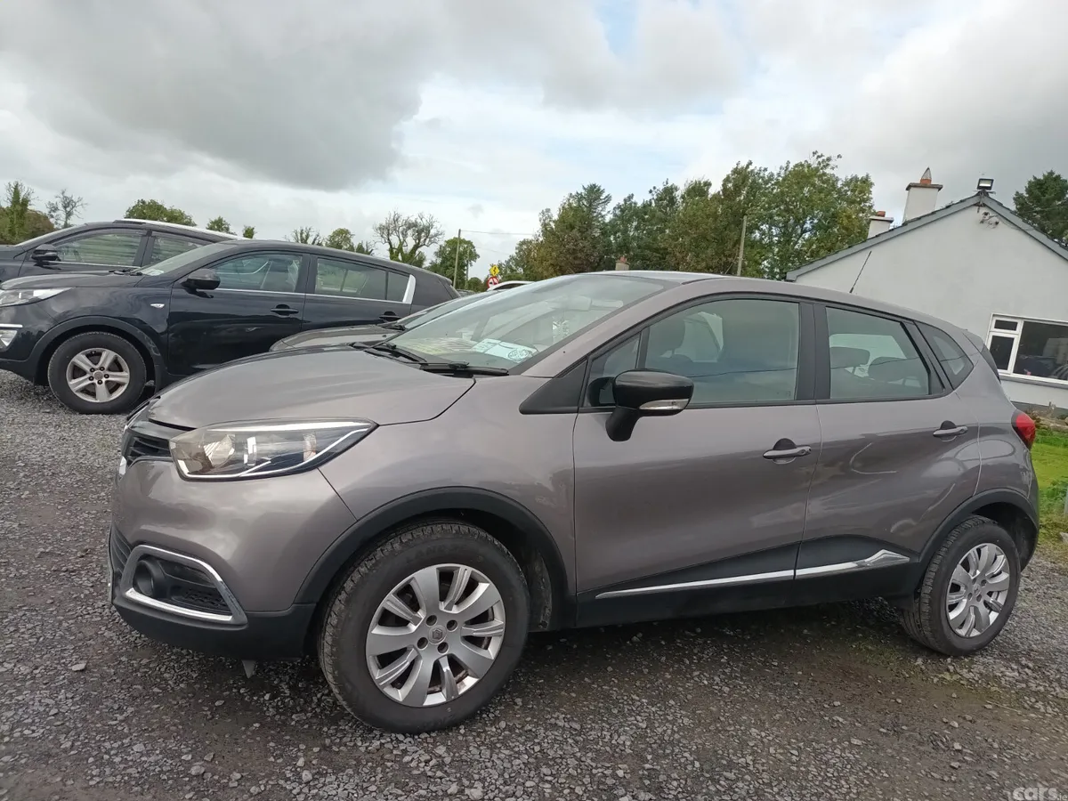 Renault Captur Hatchback, Diesel, 2017, Grey