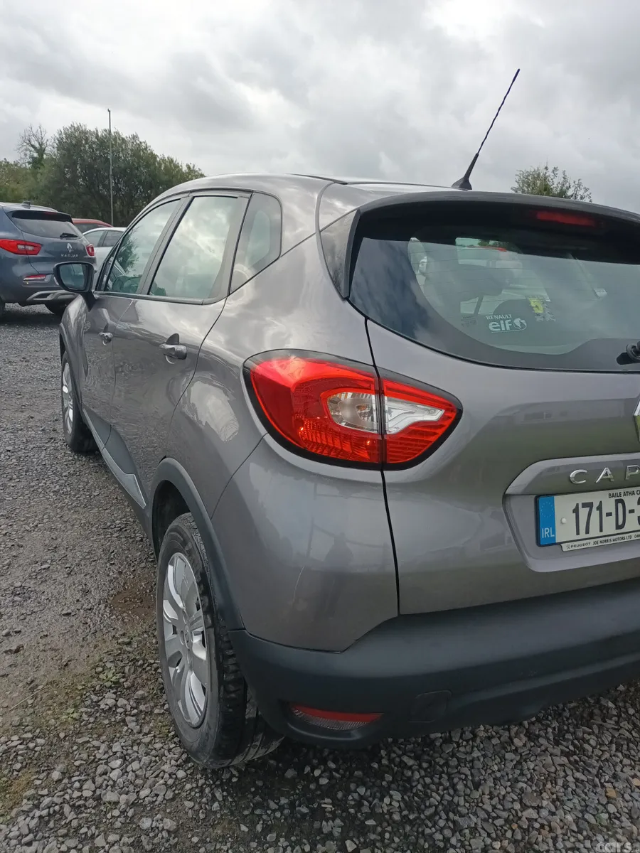 Renault Captur Hatchback, Diesel, 2017, Grey