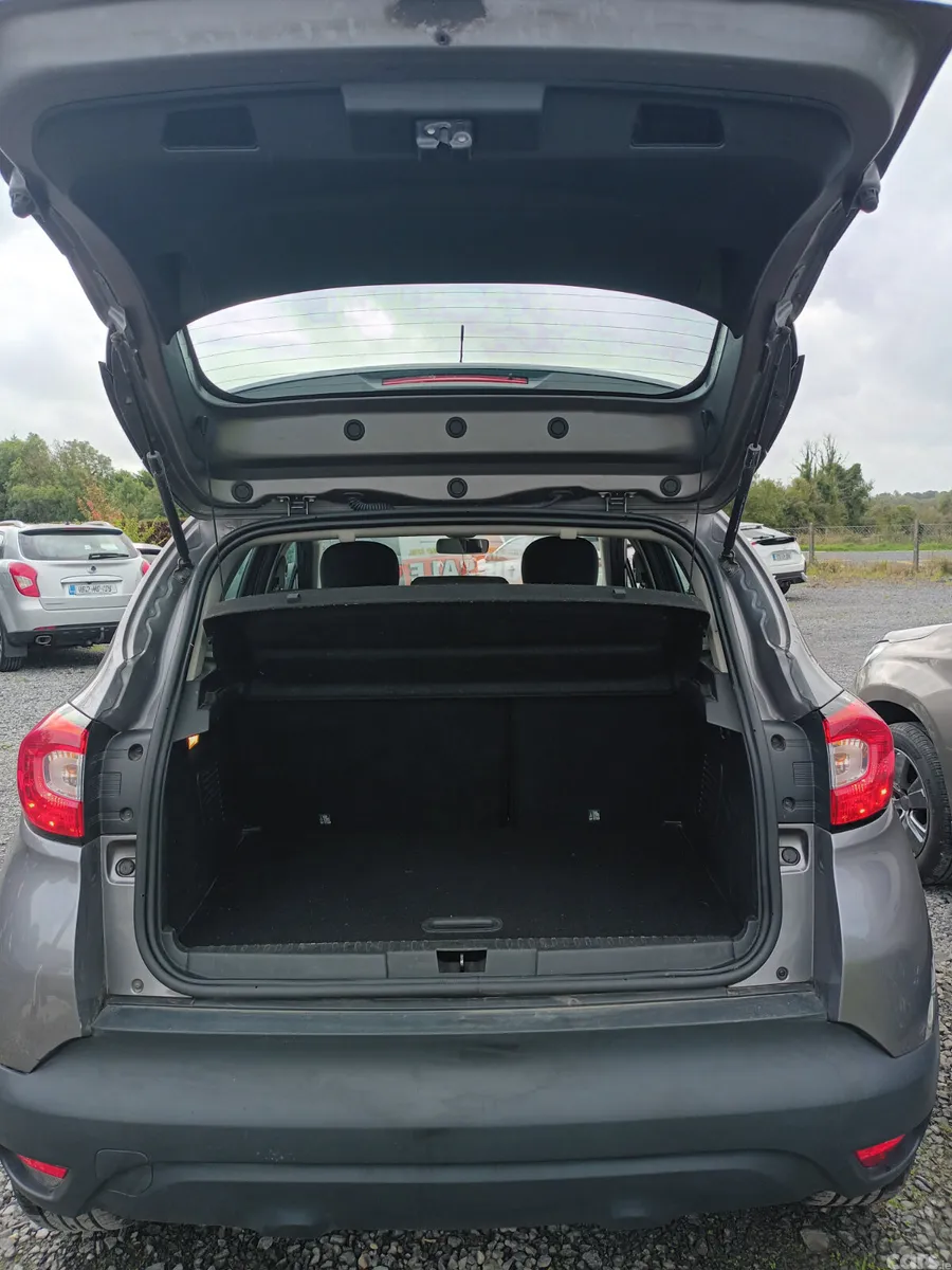 Renault Captur Hatchback, Diesel, 2017, Grey