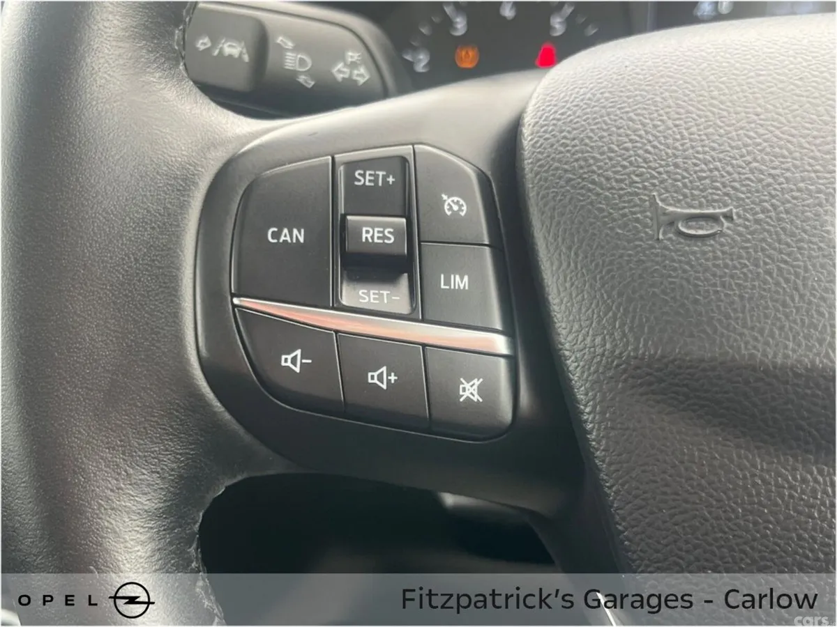 Ford Focus Hatchback, Petrol, 2019, Silver