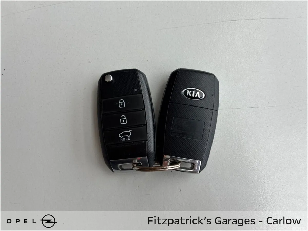 Kia Stonic Estate, Petrol, 2021, Red