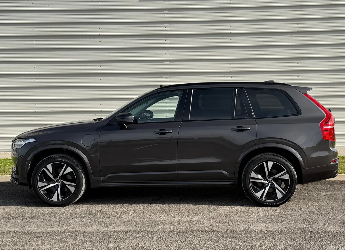 Volvo XC90 SUV, Petrol Plug-in Hybrid, 2023, Grey