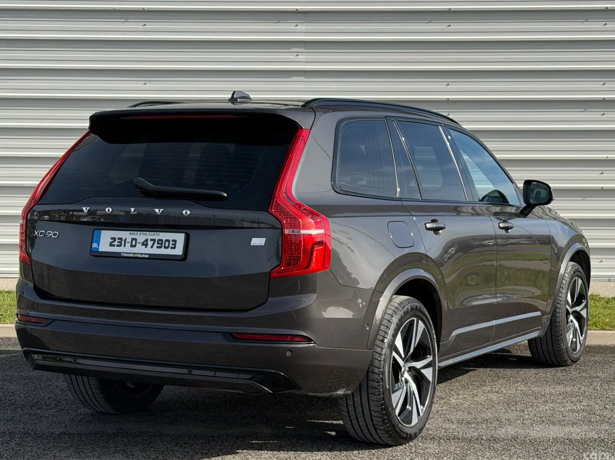 Volvo XC90 SUV, Petrol Plug-in Hybrid, 2023, Grey