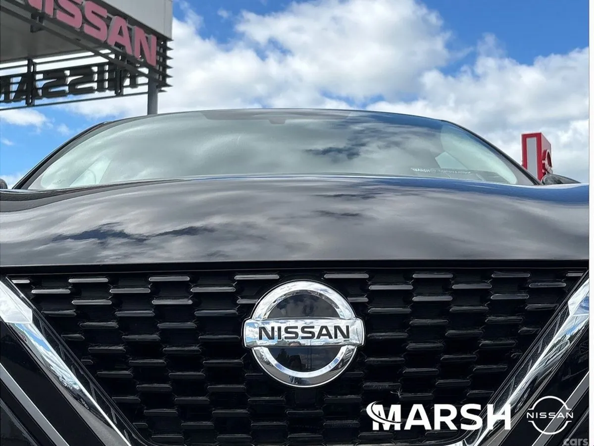 Nissan Qashqai MPV, Petrol, 2023, Black