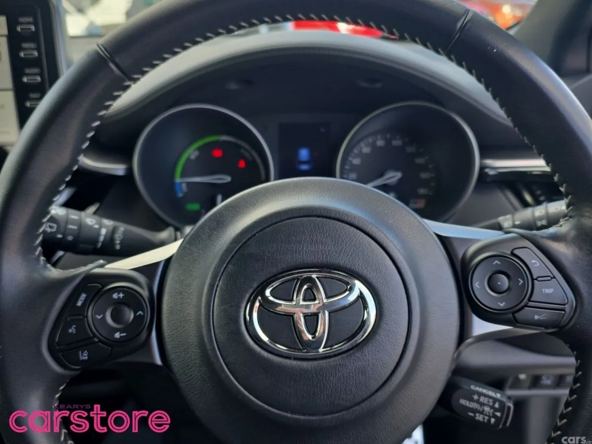 Toyota C-HR Hatchback, Petrol Hybrid, 2020, White