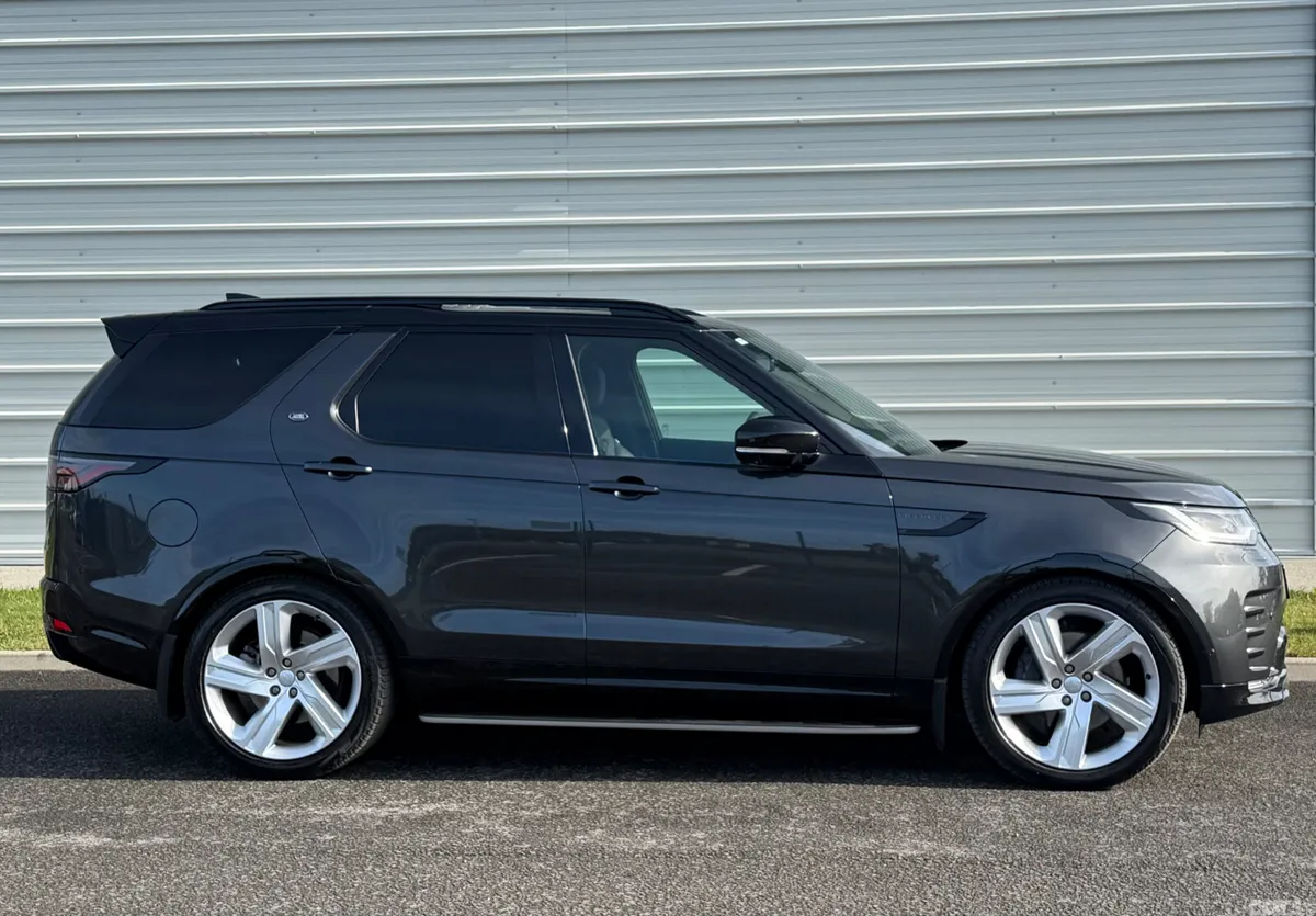 Land Rover Discovery SUV, Diesel, 2025, Grey