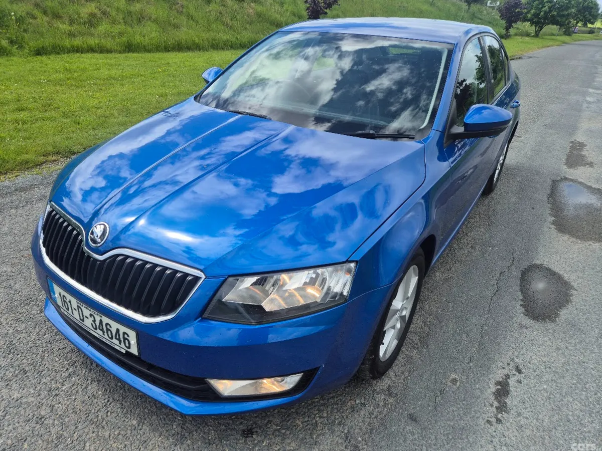 Skoda Octavia Saloon, Diesel, 2016, Blue