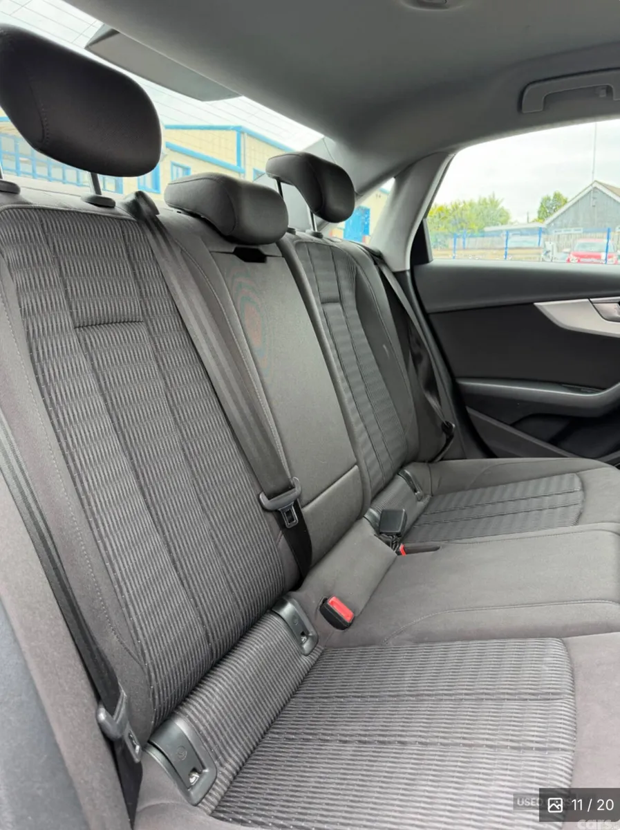 Audi A4 Saloon, Diesel, 2016, Blue