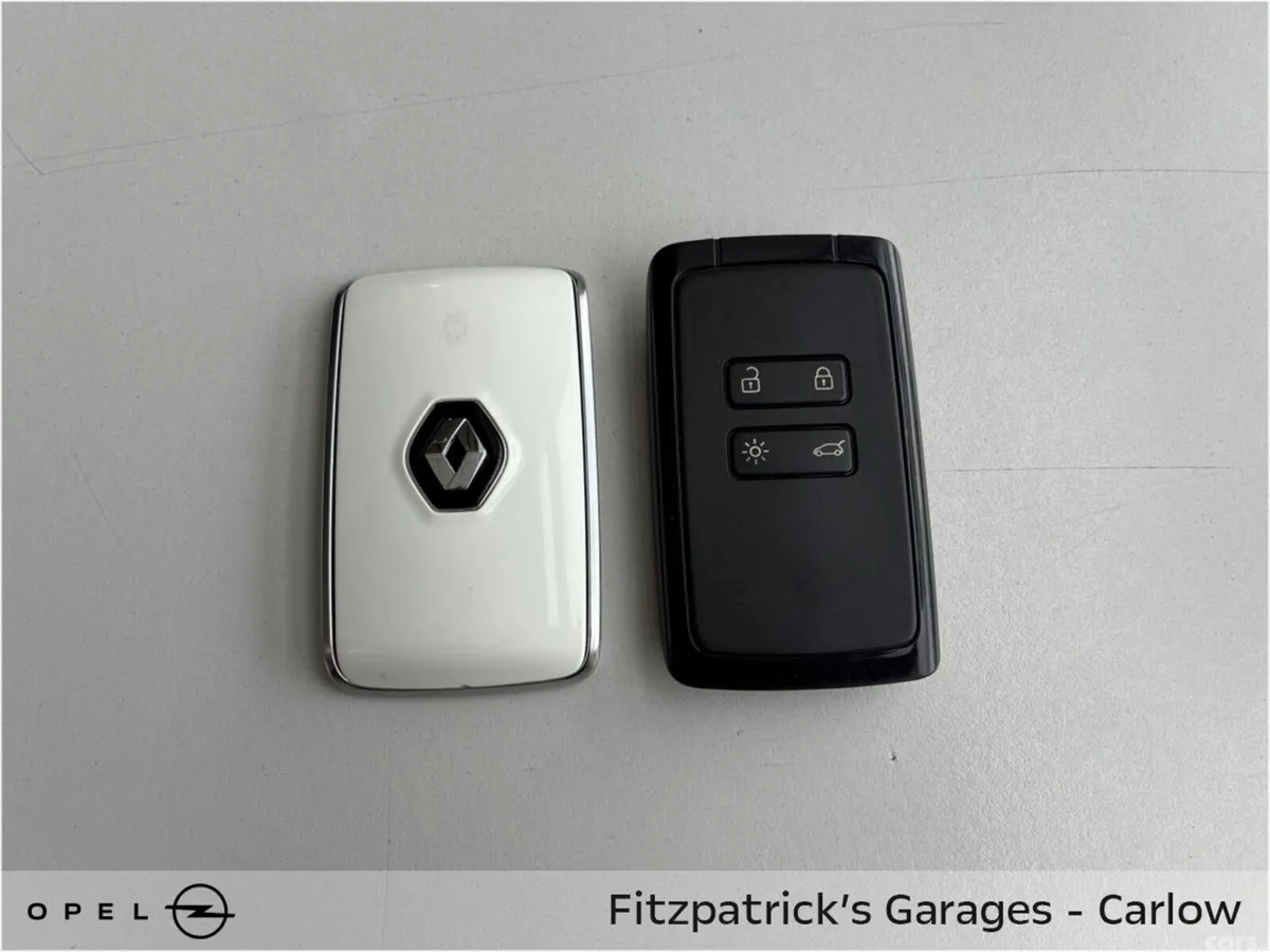 Renault Scenic MPV, Diesel, 2020, Red