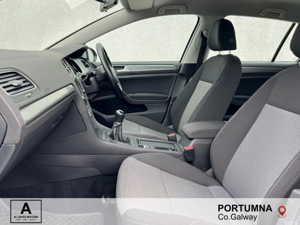 Volkswagen Golf Hatchback, Diesel, 2016, Silver