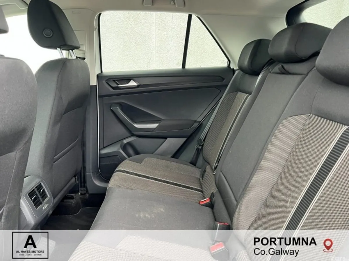 Volkswagen T-Roc SUV, Diesel, 2019, White
