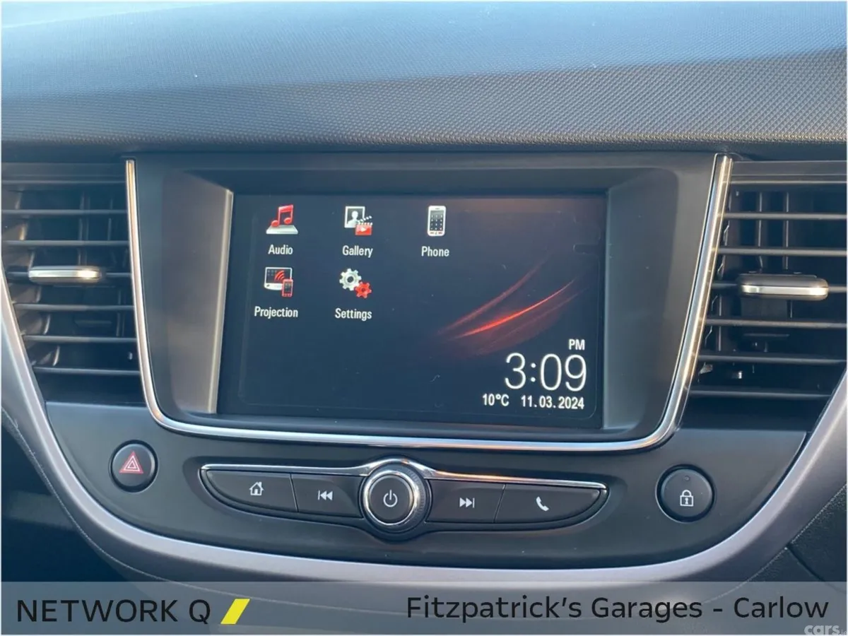 Opel Crossland X SUV, Petrol, 2024, White