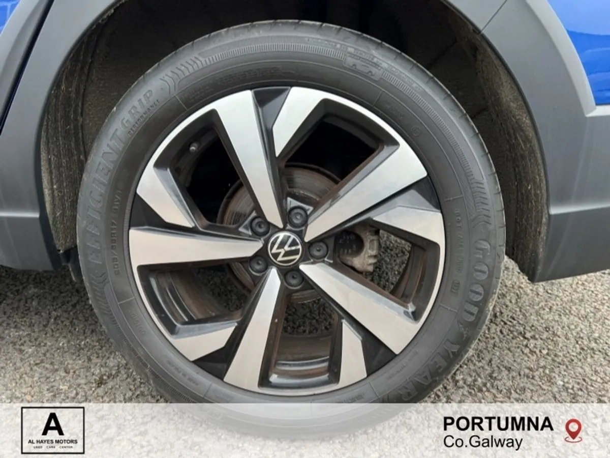 Volkswagen Taigo SUV, Petrol, 2022, Blue