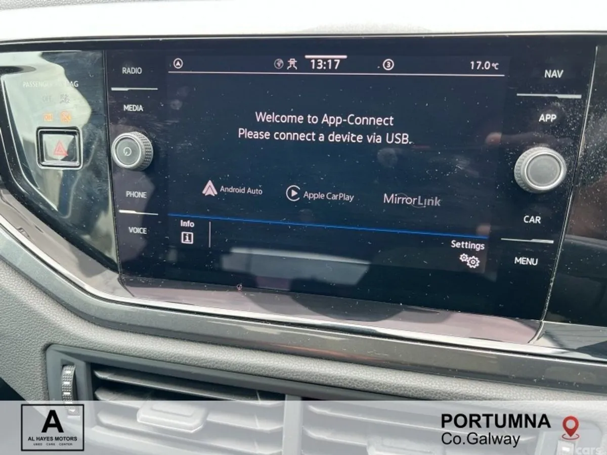Volkswagen Taigo SUV, Petrol, 2022, Blue