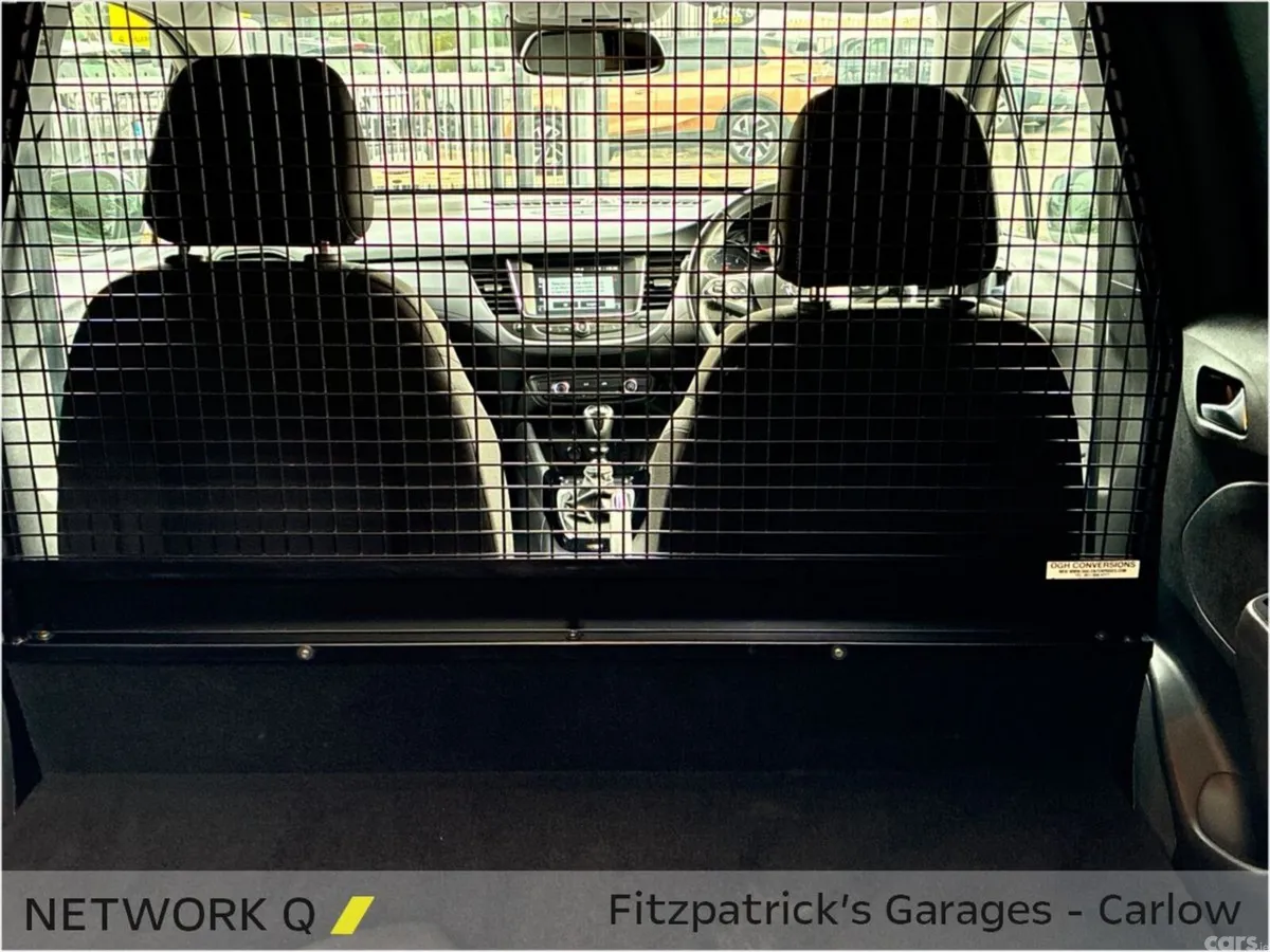 Opel Crossland SUV, Diesel, 2022, Grey