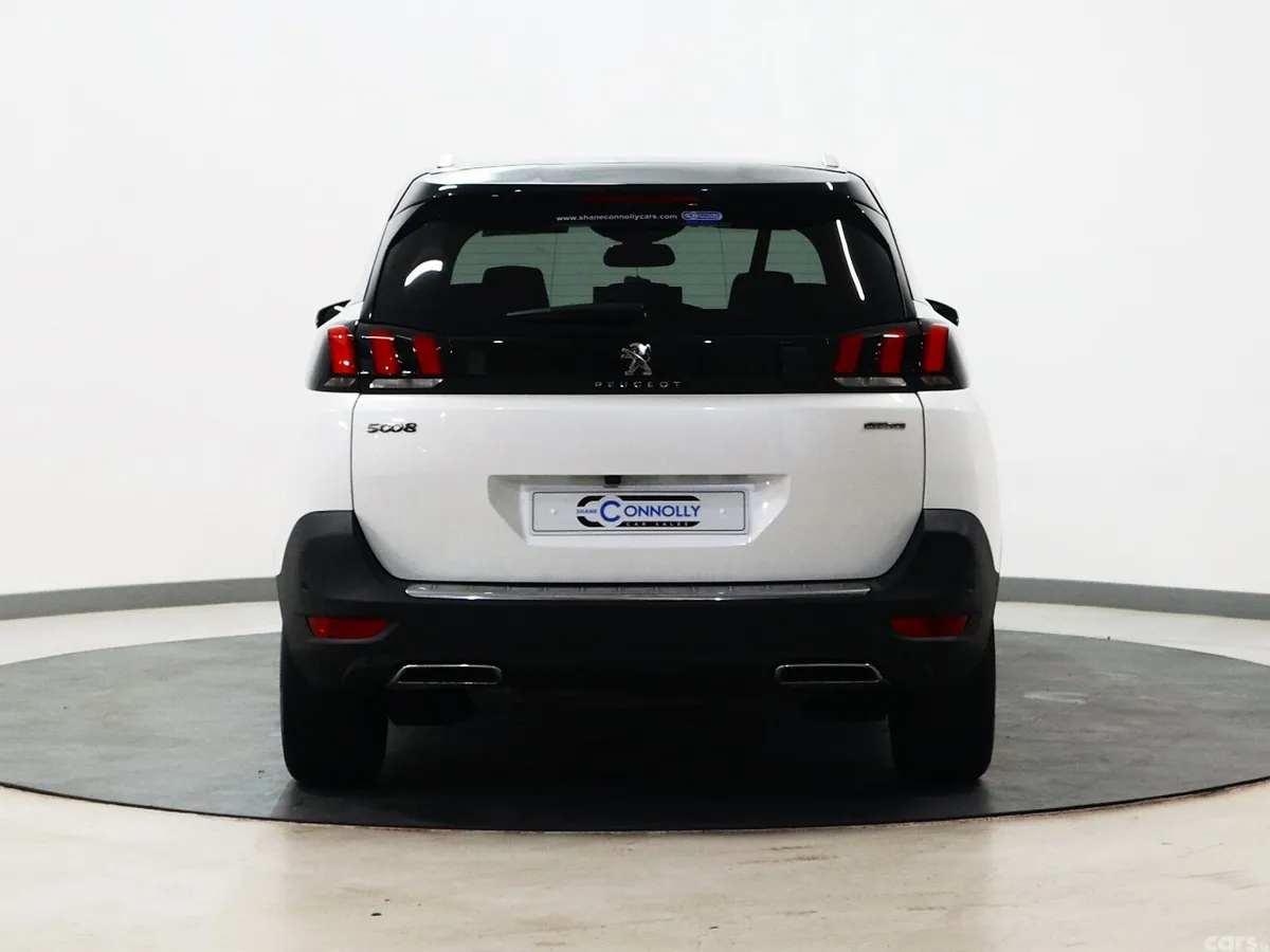 Peugeot 5008 MPV, Diesel, 2019, White