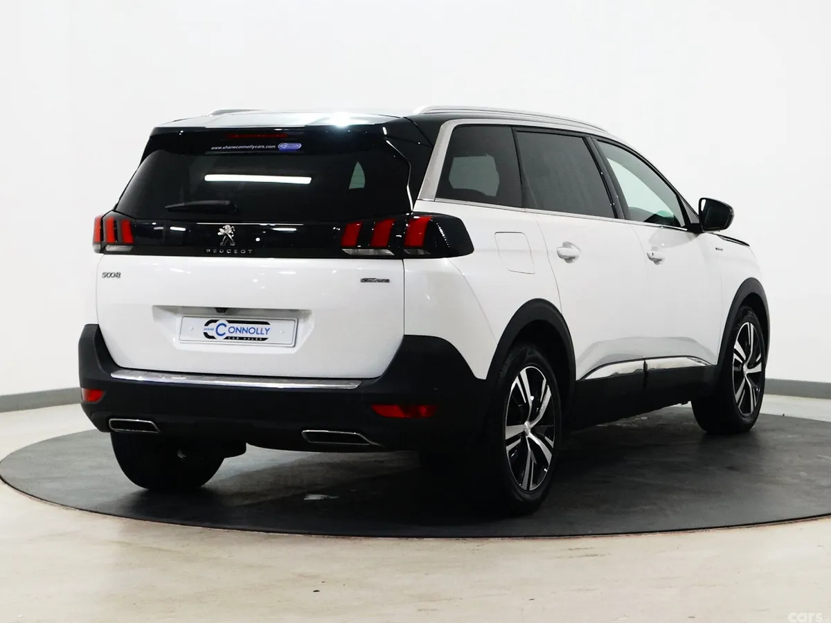 Peugeot 5008 MPV, Diesel, 2019, White