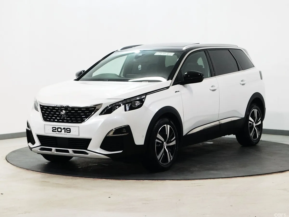 Peugeot 5008 MPV, Diesel, 2019, White