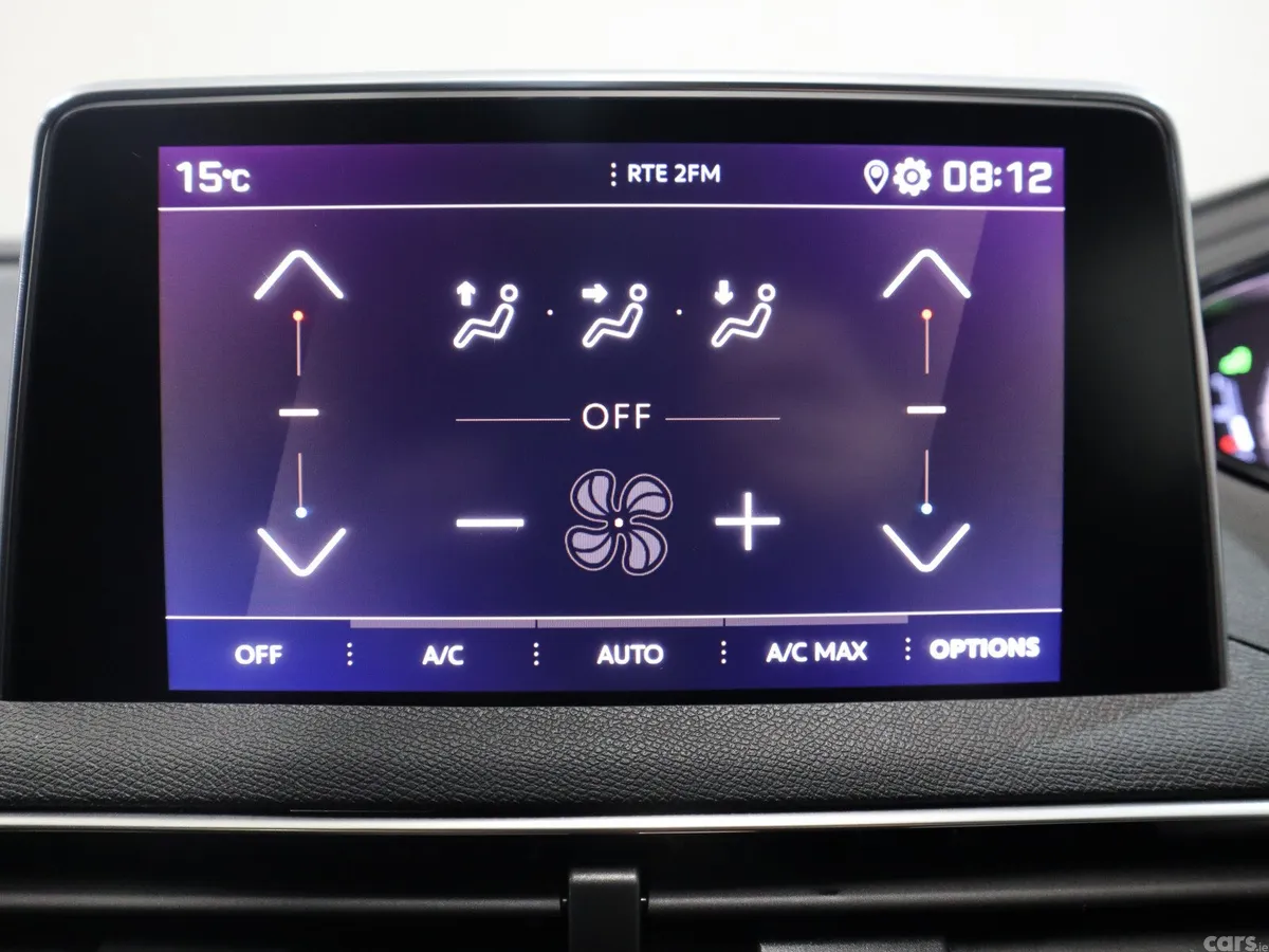 Peugeot 5008 MPV, Diesel, 2019, White