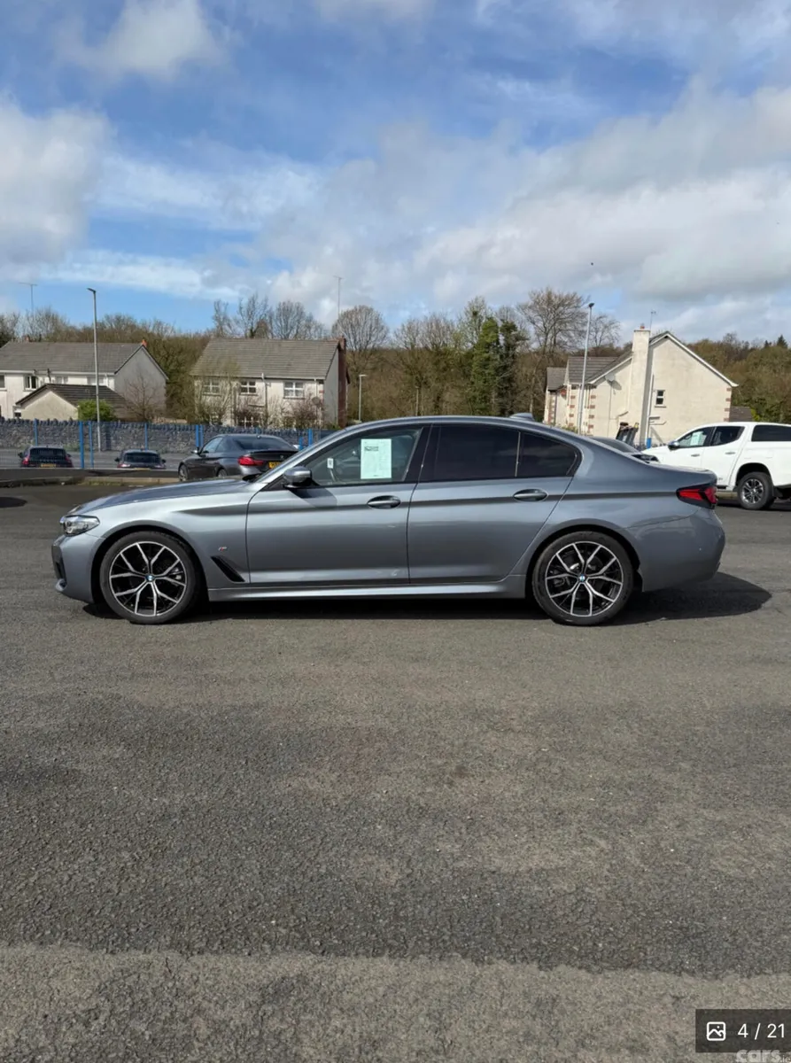 BMW 5-Series Saloon, Diesel Hybrid, 2021, Blue
