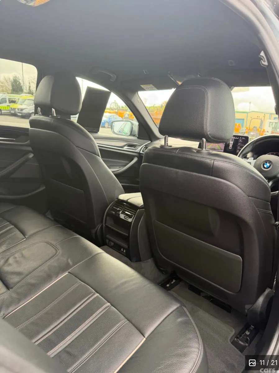 BMW 5-Series Saloon, Diesel Hybrid, 2021, Blue
