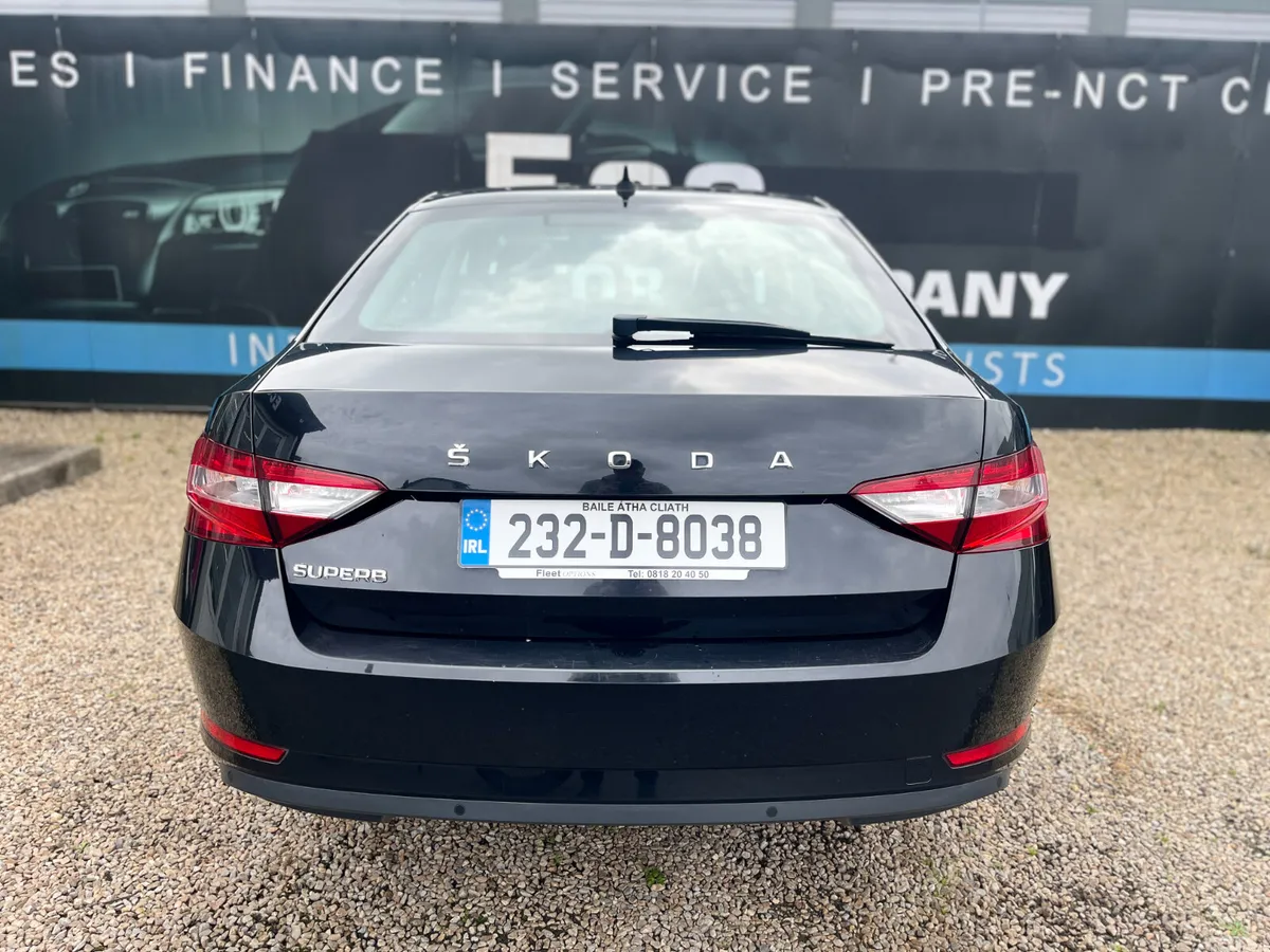 Skoda Superb Saloon, Diesel, 2023, Black