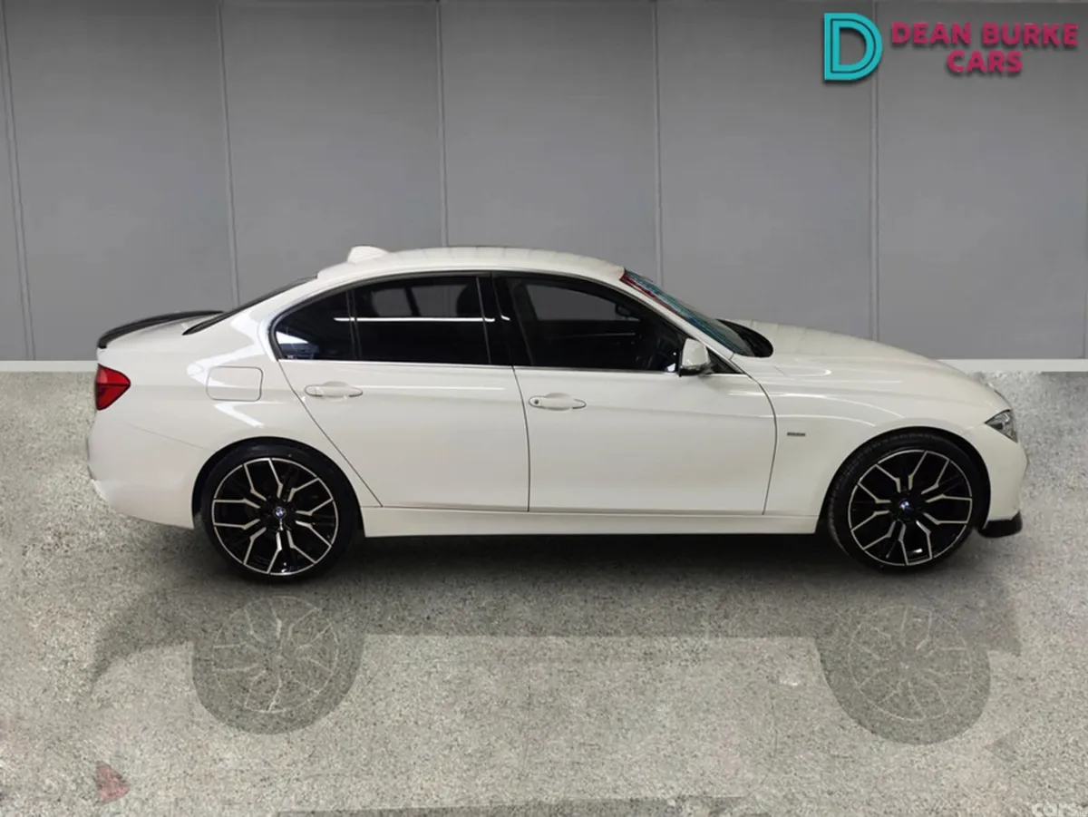 BMW 3-Series Saloon, Diesel, 2017, White