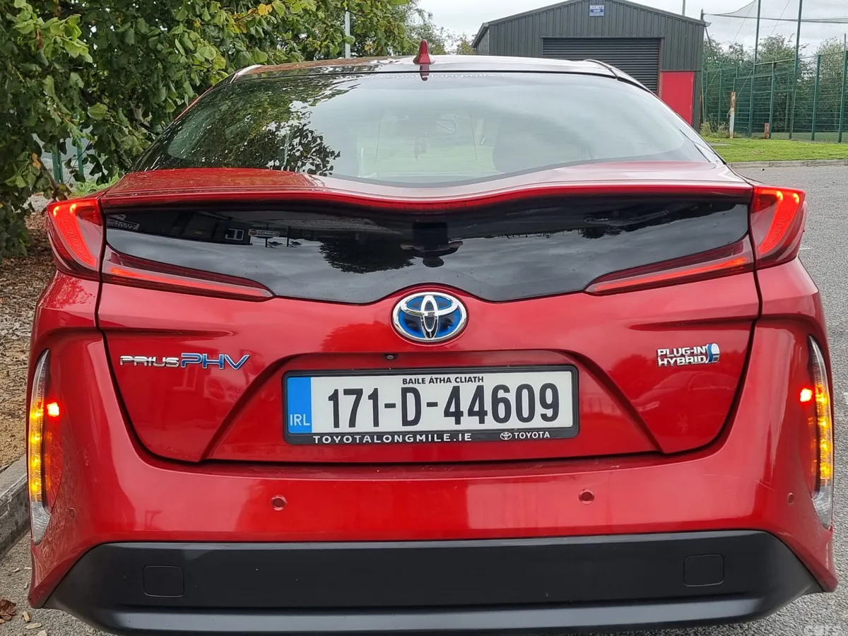 Toyota Prius Hatchback, Petrol Plug-in Hybrid, 2017, Red