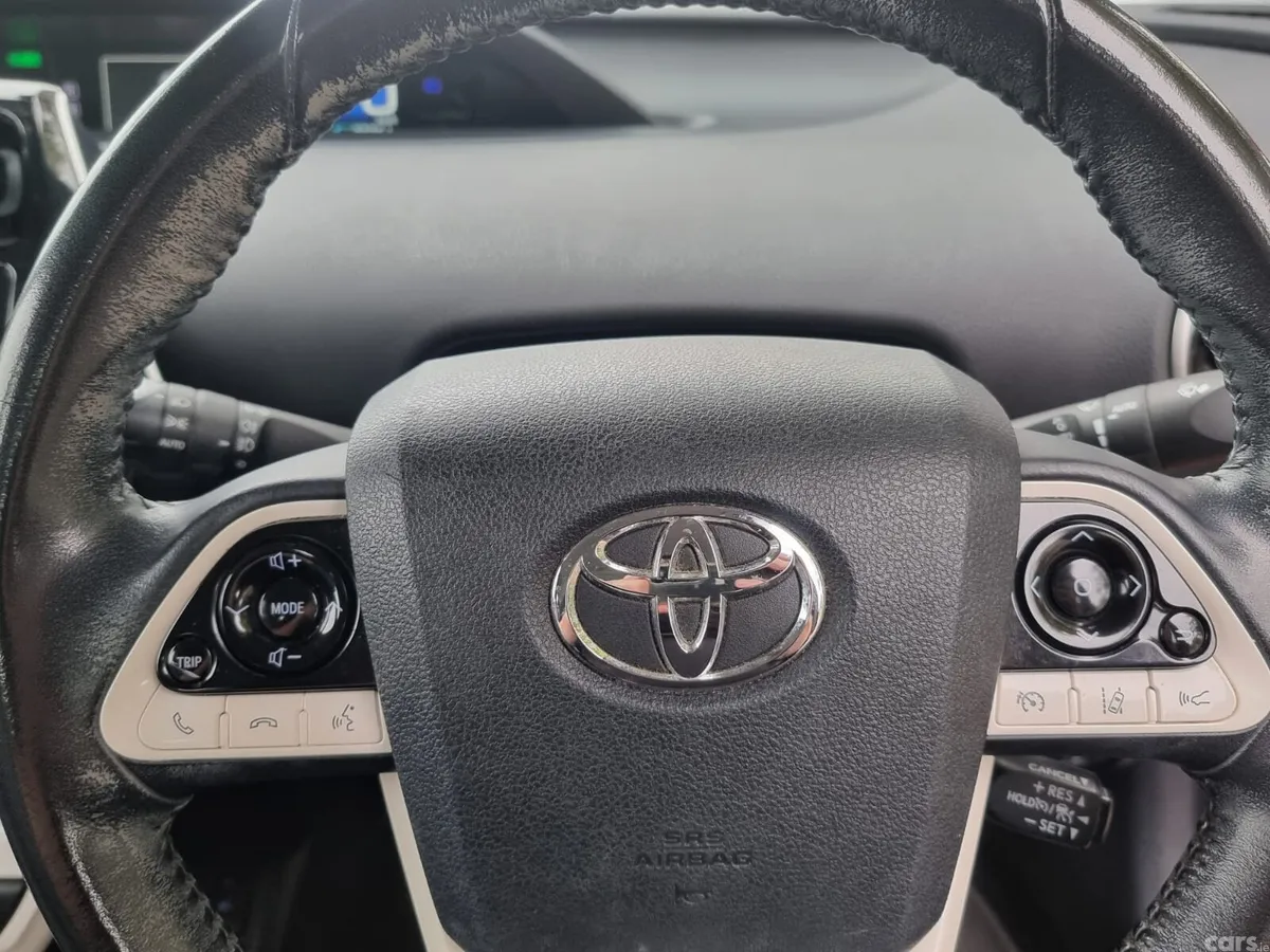 Toyota Prius Hatchback, Petrol Plug-in Hybrid, 2017, Red