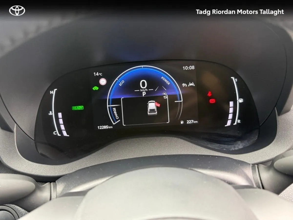 Toyota Yaris Hatchback, Petrol Hybrid, 2025, Blue