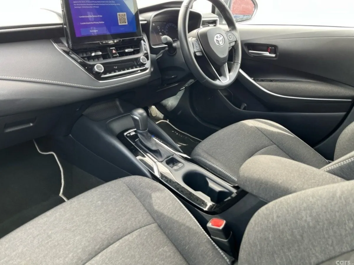 Toyota Corolla Saloon, Petrol Hybrid, 2024, Grey