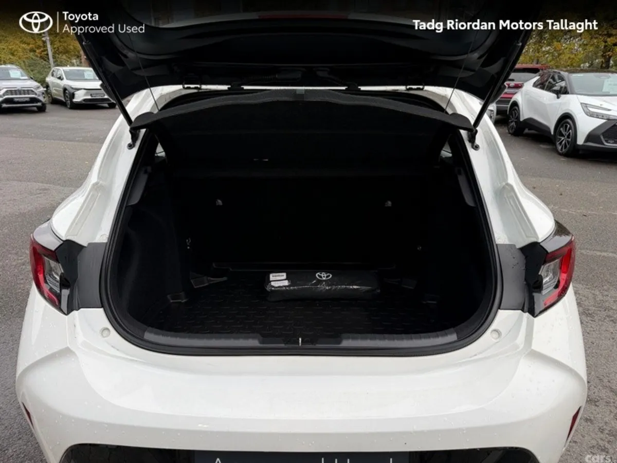 Toyota Corolla Hatchback, Petrol Hybrid, 2024, White