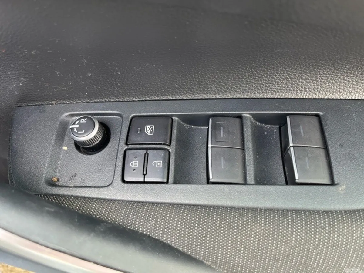 Toyota Corolla Saloon, Petrol Hybrid, 2024, Grey