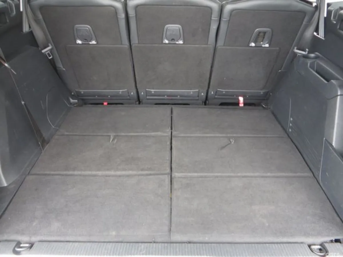 Peugeot 5008 MPV, Diesel, 2020, Grey