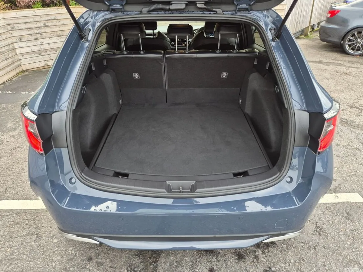 Toyota Corolla Estate, Petrol Hybrid, 2023, Grey