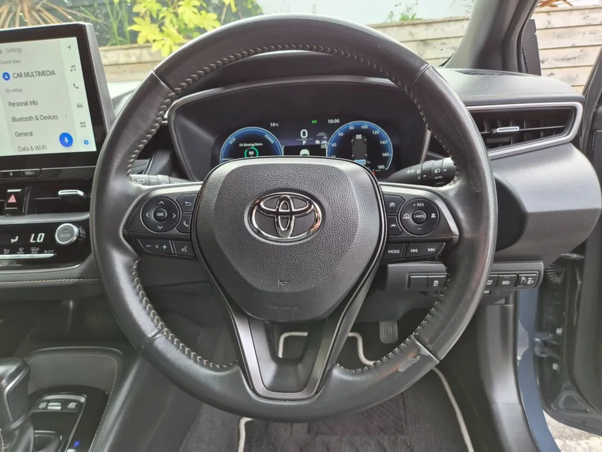 Toyota Corolla Estate, Petrol Hybrid, 2023, Grey