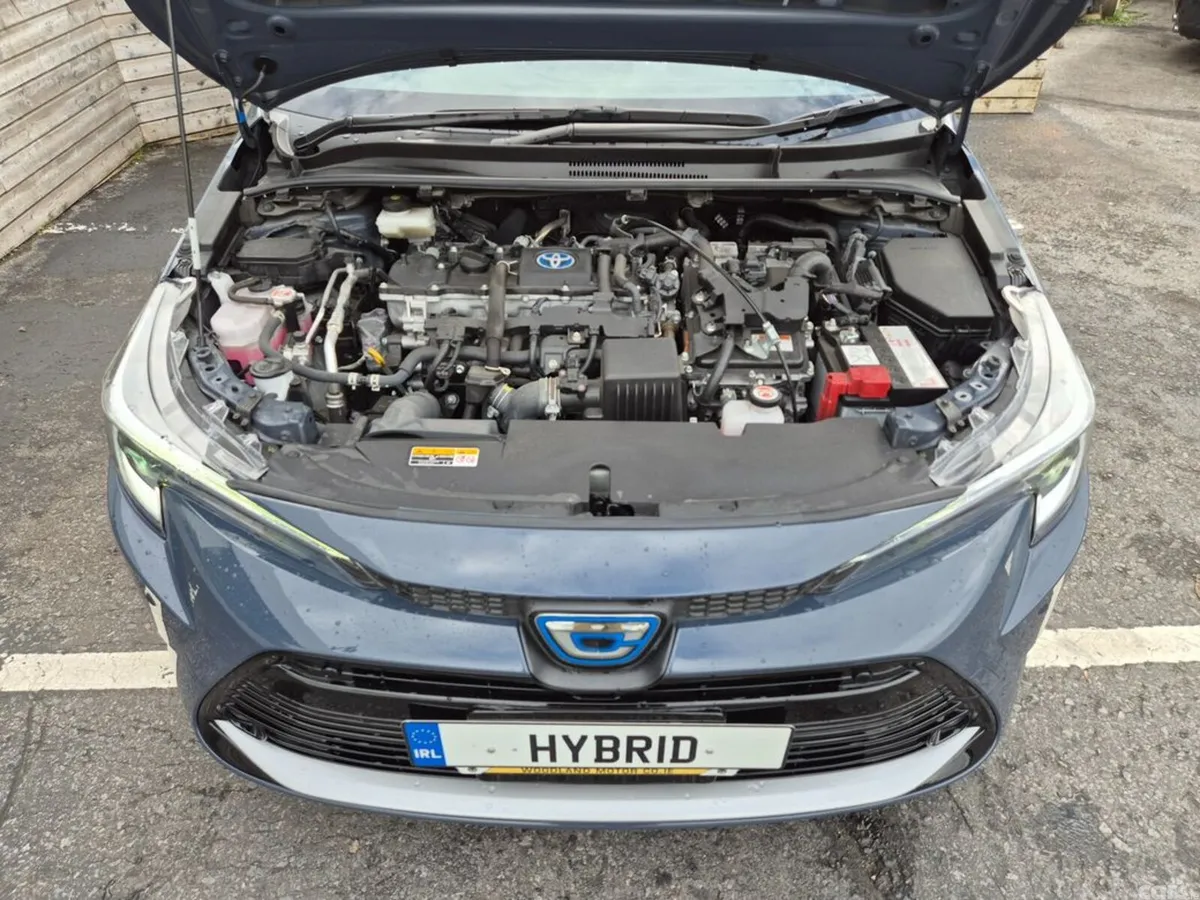 Toyota Corolla Estate, Petrol Hybrid, 2023, Grey