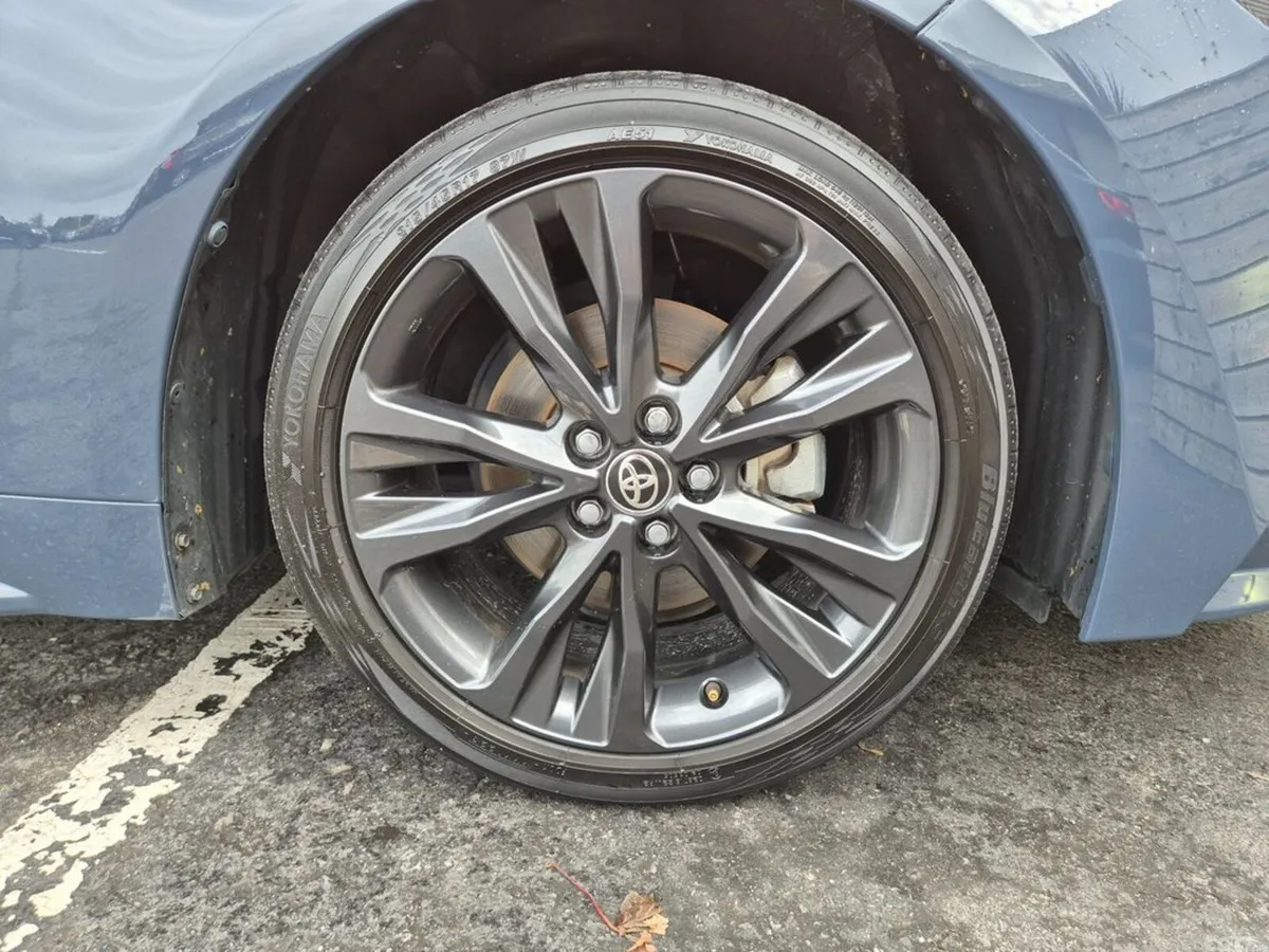 Toyota Corolla Estate, Petrol Hybrid, 2023, Grey