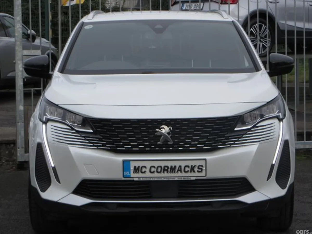 Peugeot 5008 Hatchback, Diesel, 2023, White