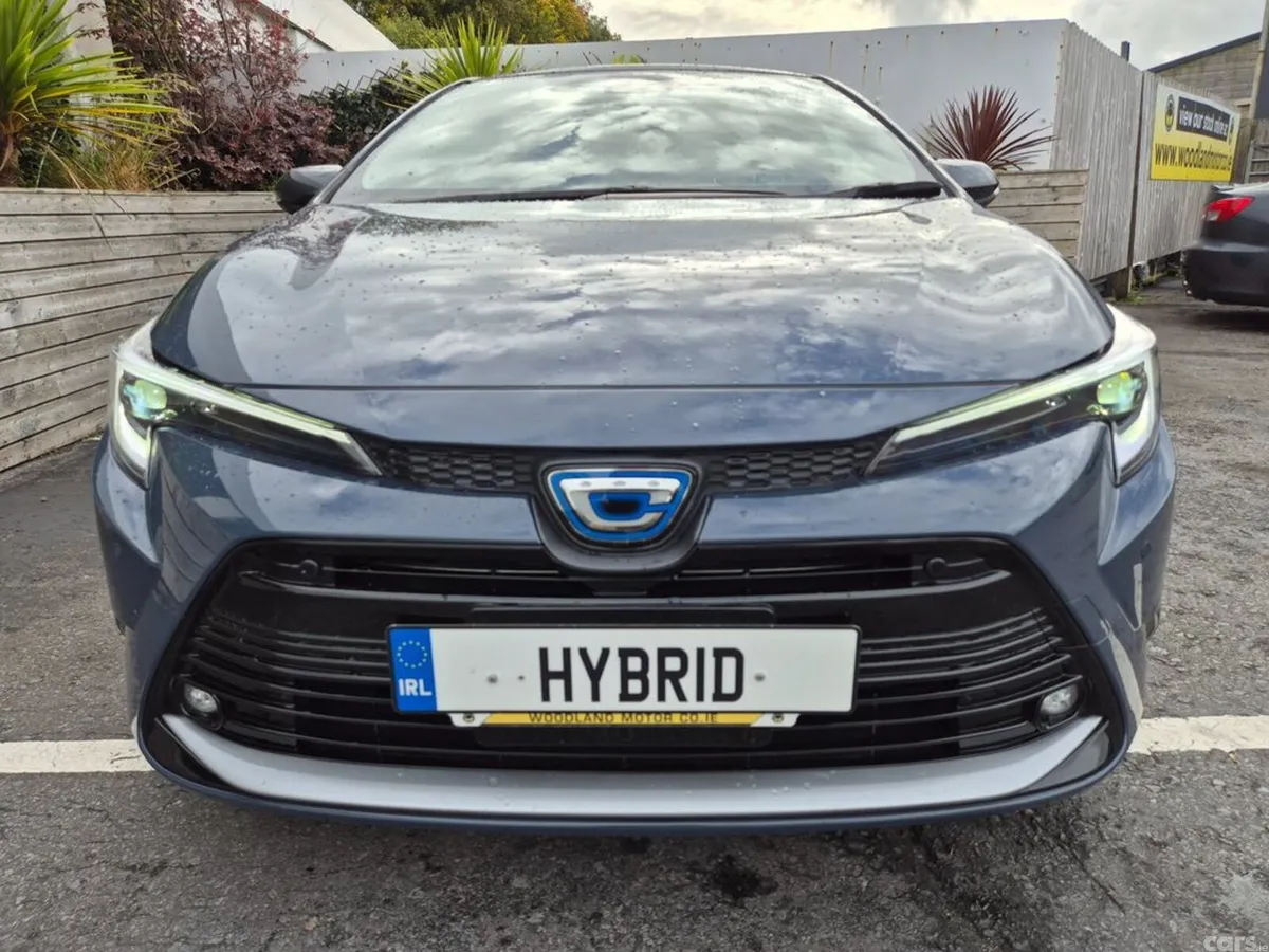 Toyota Corolla Estate, Petrol Hybrid, 2023, Grey