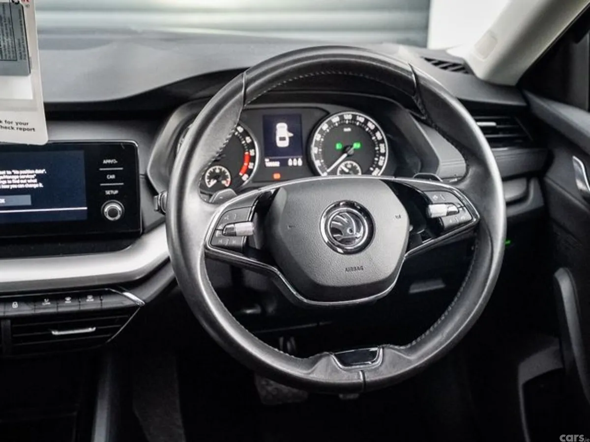Skoda Octavia Saloon, Diesel, 2024, Black