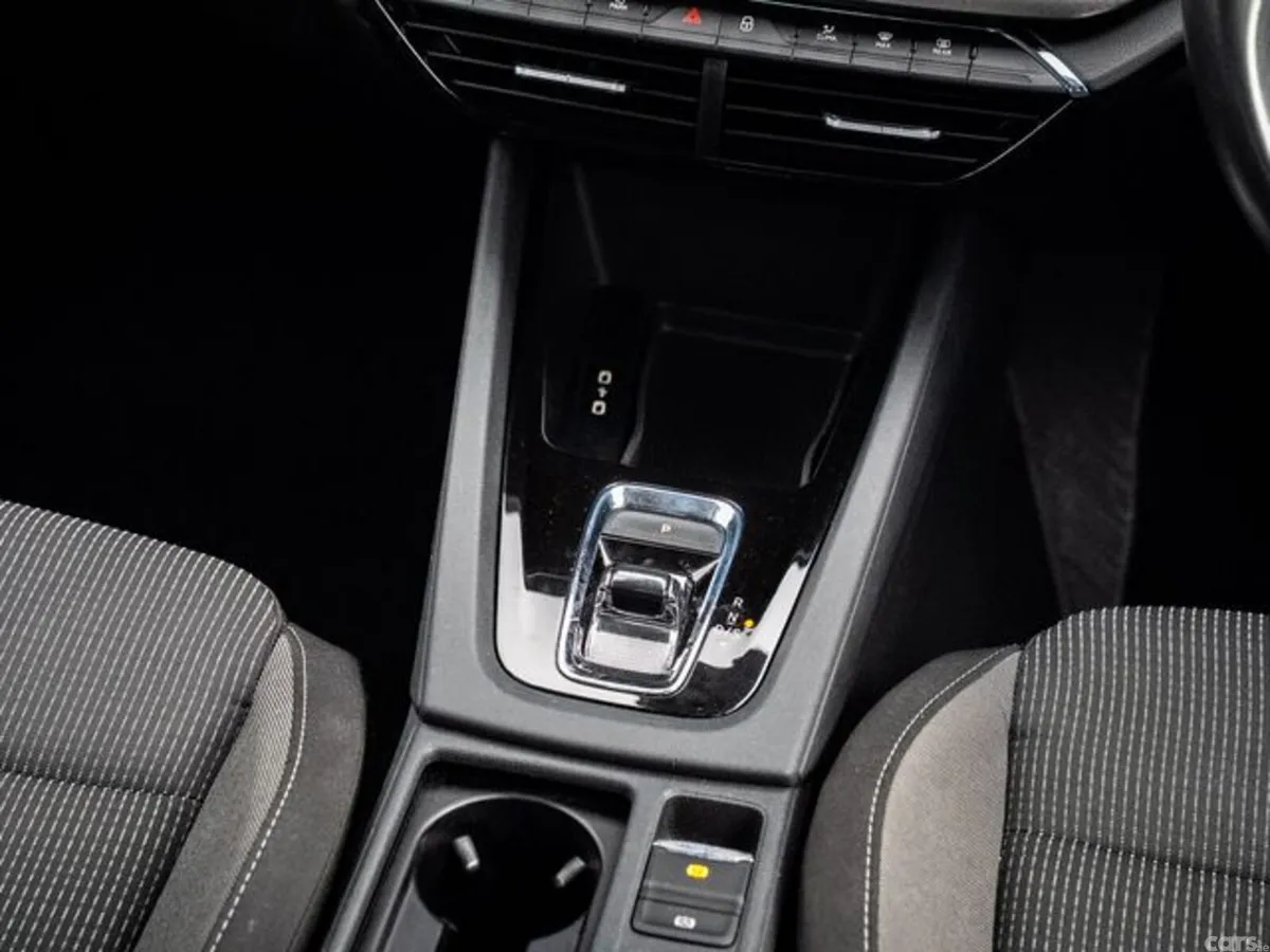 Skoda Octavia Saloon, Diesel, 2024, Black