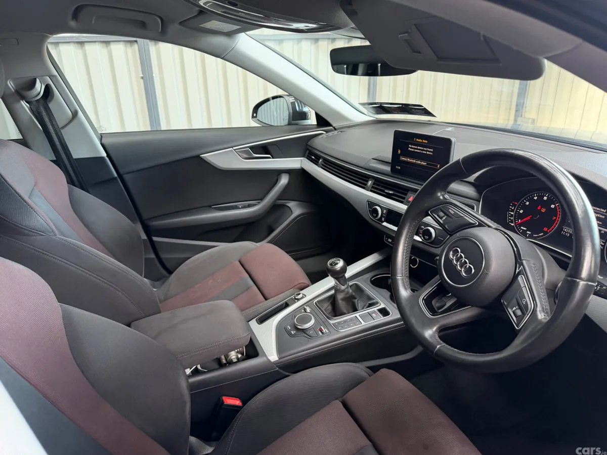 Audi A4 Saloon, Petrol, 2016, Black