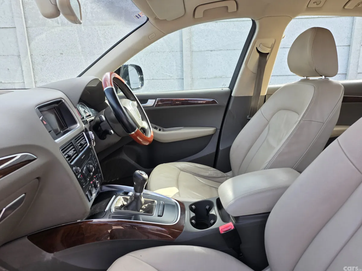 Audi Q5 SUV, Diesel, 2010, Black