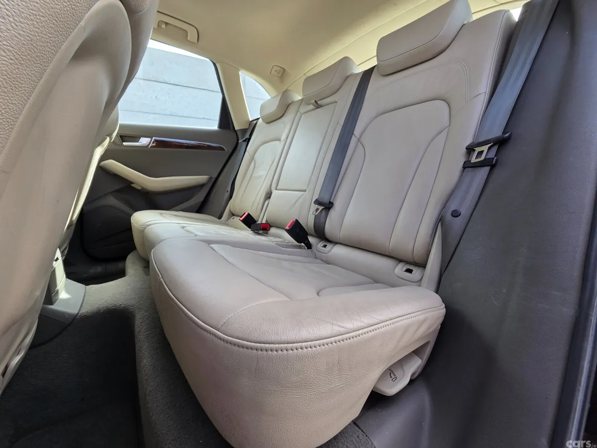 Audi Q5 SUV, Diesel, 2010, Black