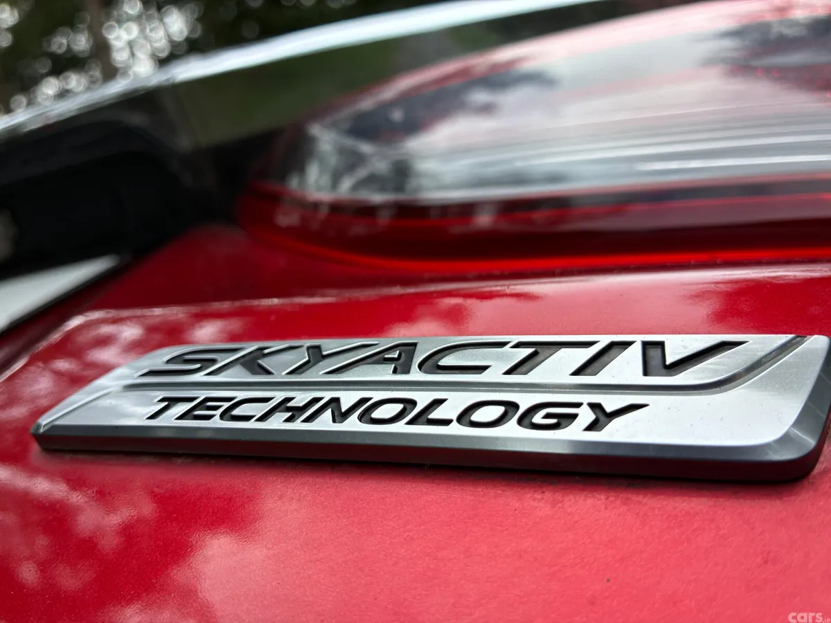 Mazda Mazda6 Saloon, Diesel, 2015, Red
